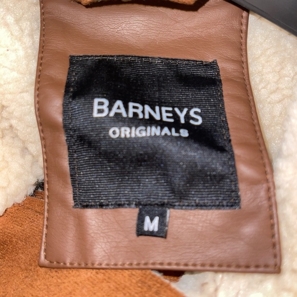 Men’s Jacket - Picture 2 of 3